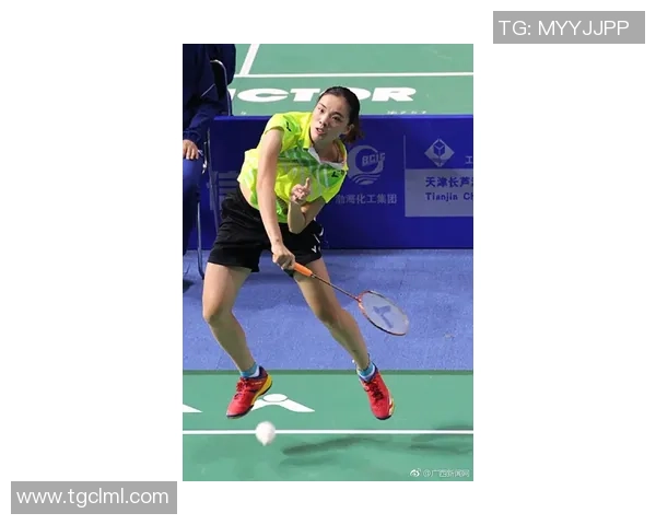 武汉羽毛球队全运会精彩配合展现团队精神与竞技实力