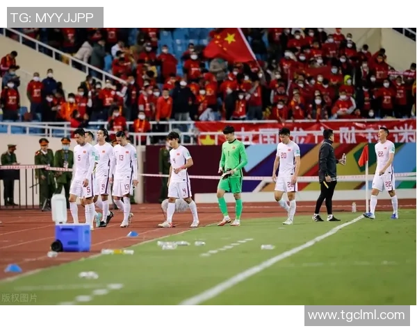 北京篮球队耐力争议引发热议球迷对球队表现和训练方式展开激烈讨论